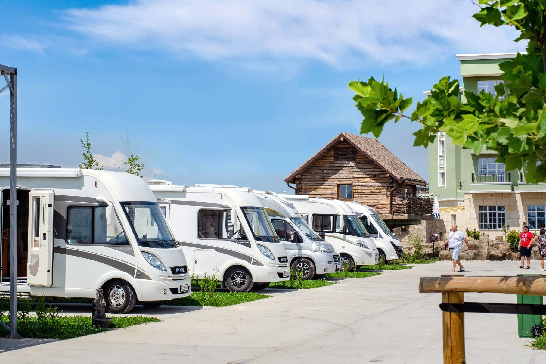 Alliance Glamping & Hotel