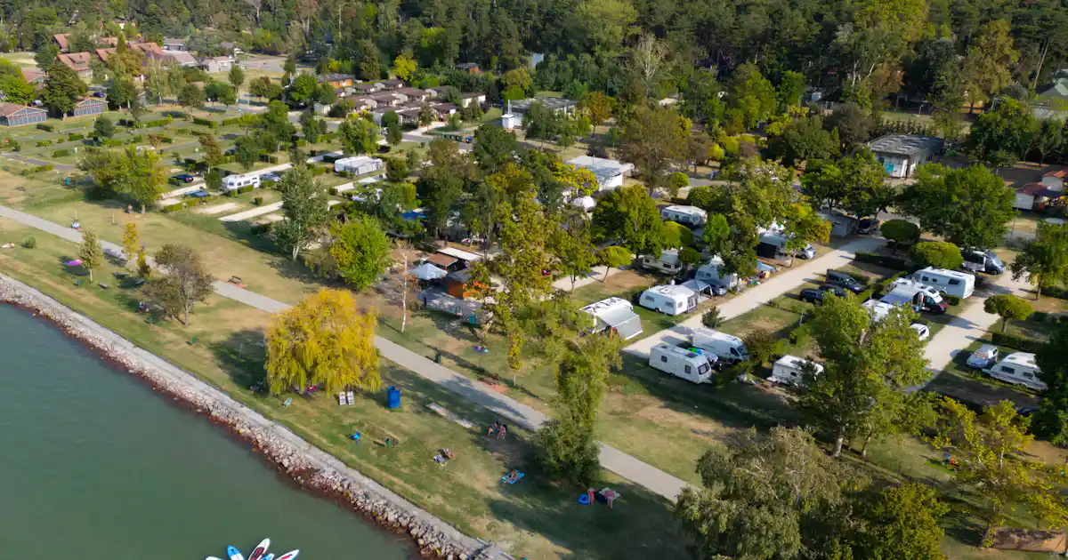 Aranypart Camping & Apartments