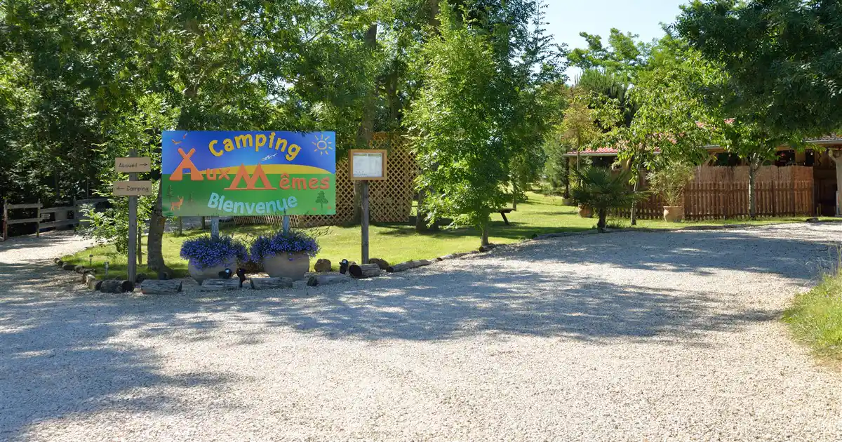 Camping Aux Mêmes