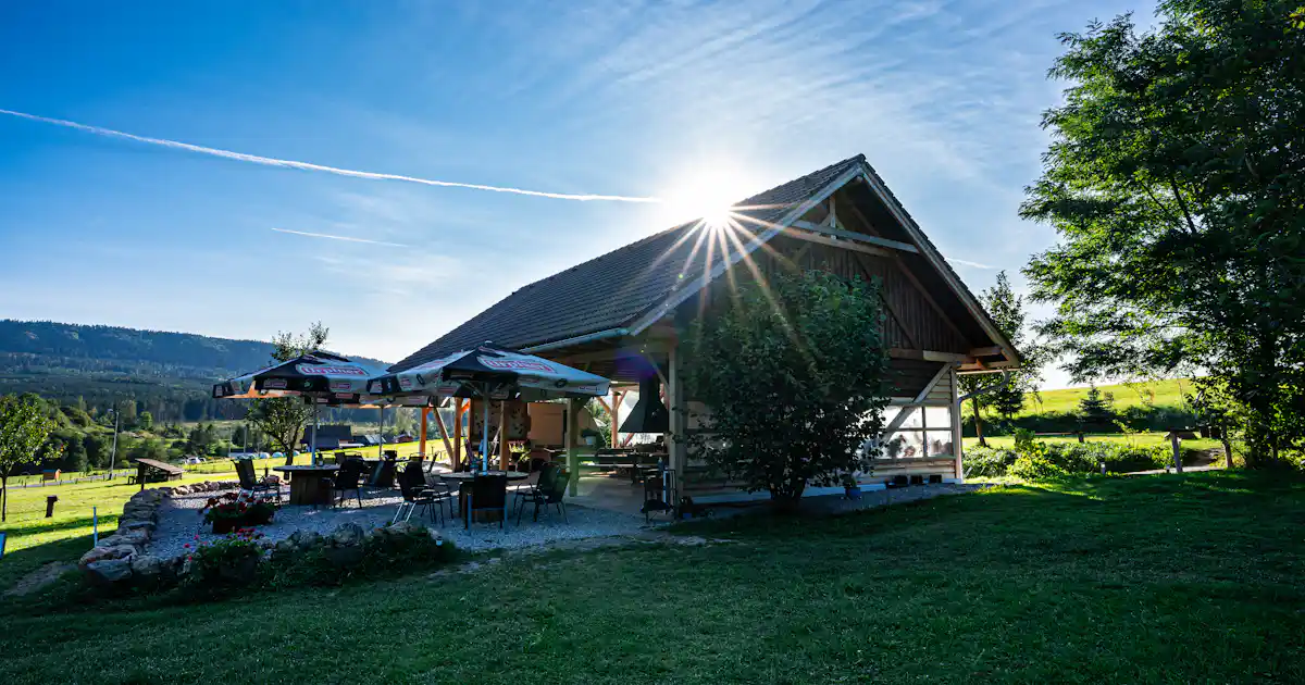 Sind Hunde auf Camping & Guesthouse Sedliacky Dvor erlaubt?