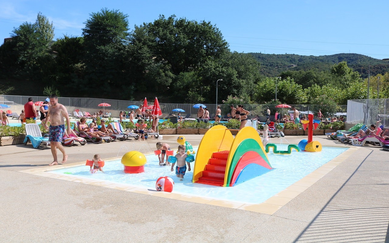 Camping La Garenne - Campingplatz (Saint-Laurent-du-Pape) | PiNCAMP by TCS