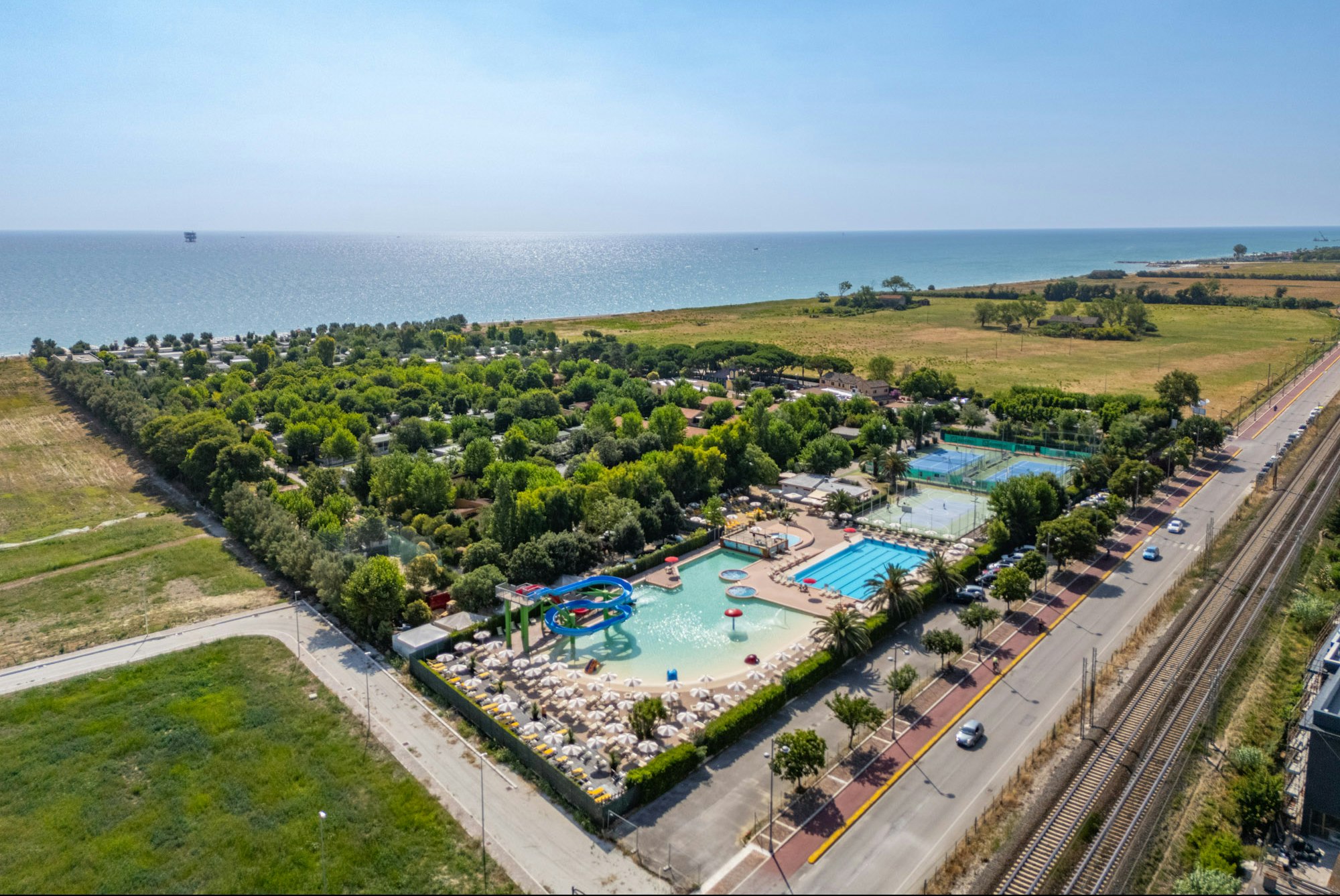 Camping Marken  Top Campingpltze | PiNCAMP by TCS