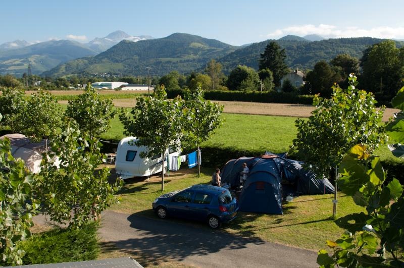 camping-le-monl-o-campingplatz-in-bagn-res-de-bigorre-occitanie