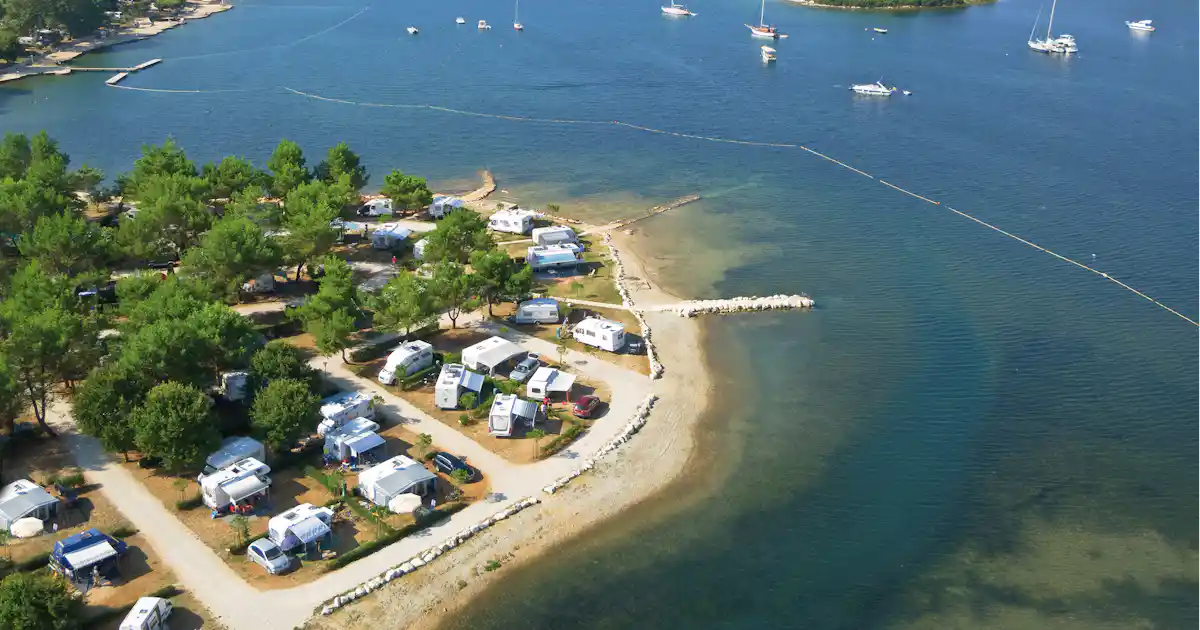 Liegt der Camping Orsera am Meer?