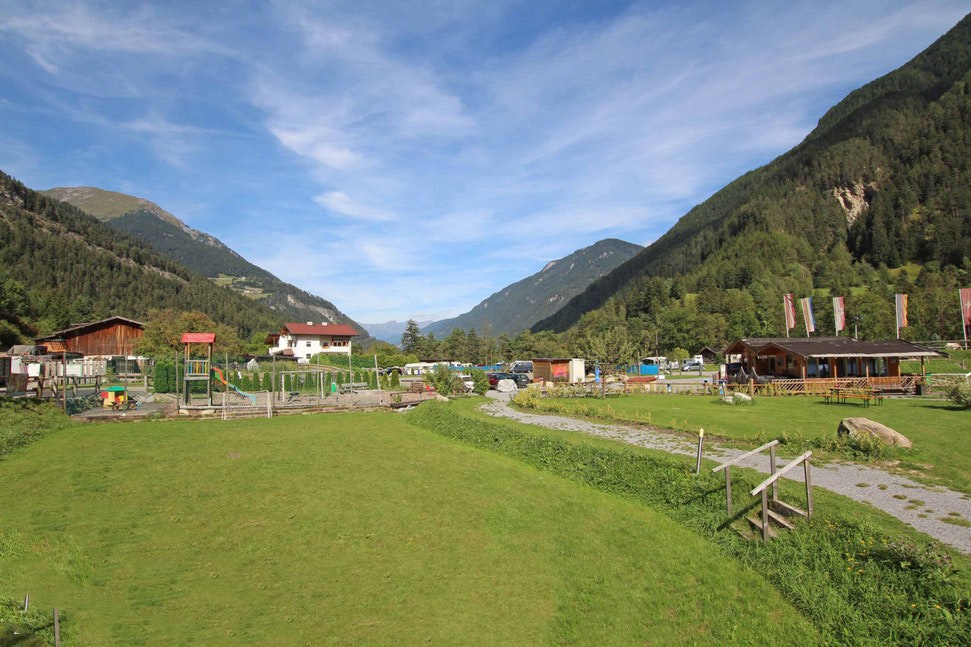 Camping Via Claudiasee - Campingplatz in Pfunds (Nordtirol) | PiNCAMP by TCS