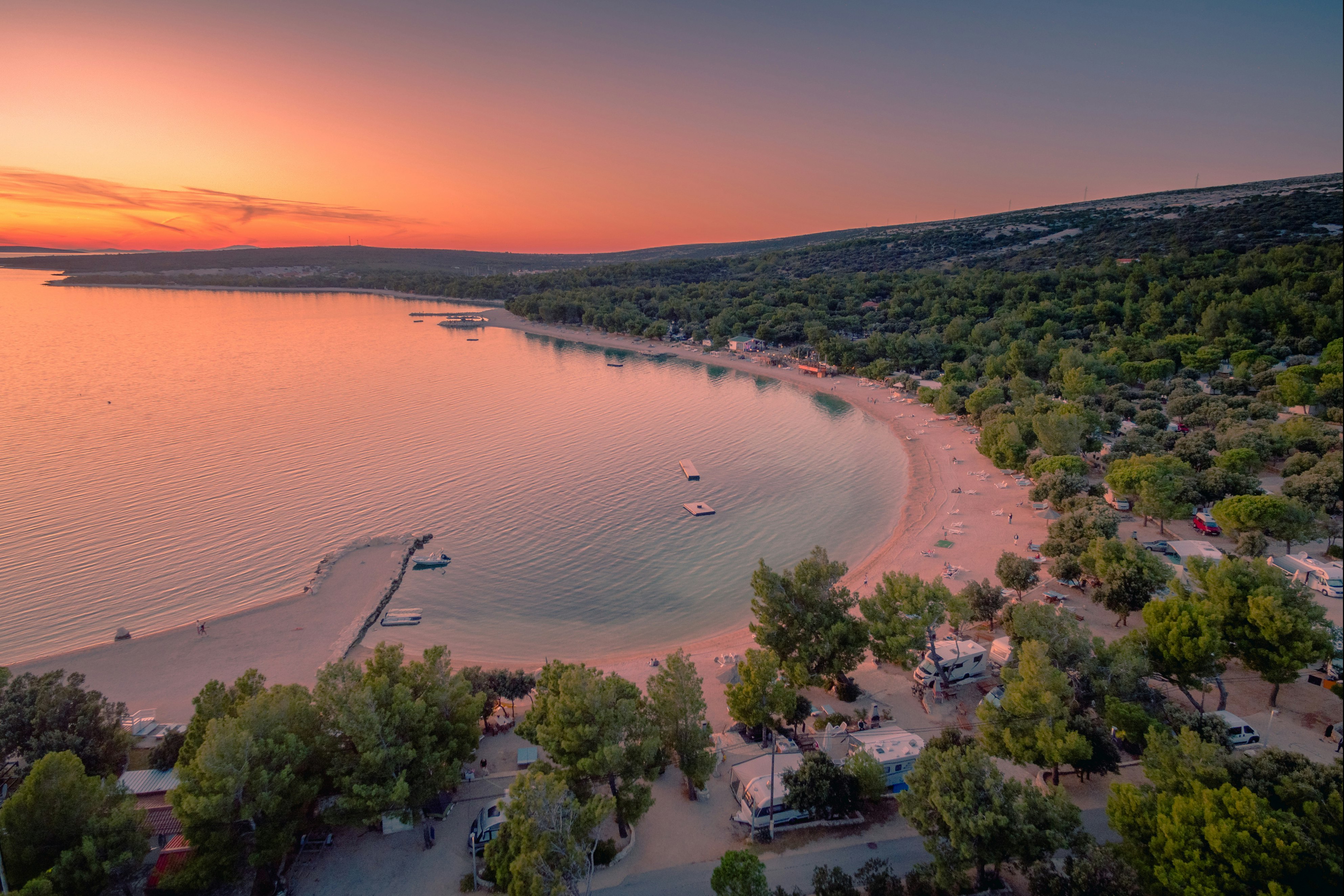 Liegt der Camping Village Šimuni am Meer?