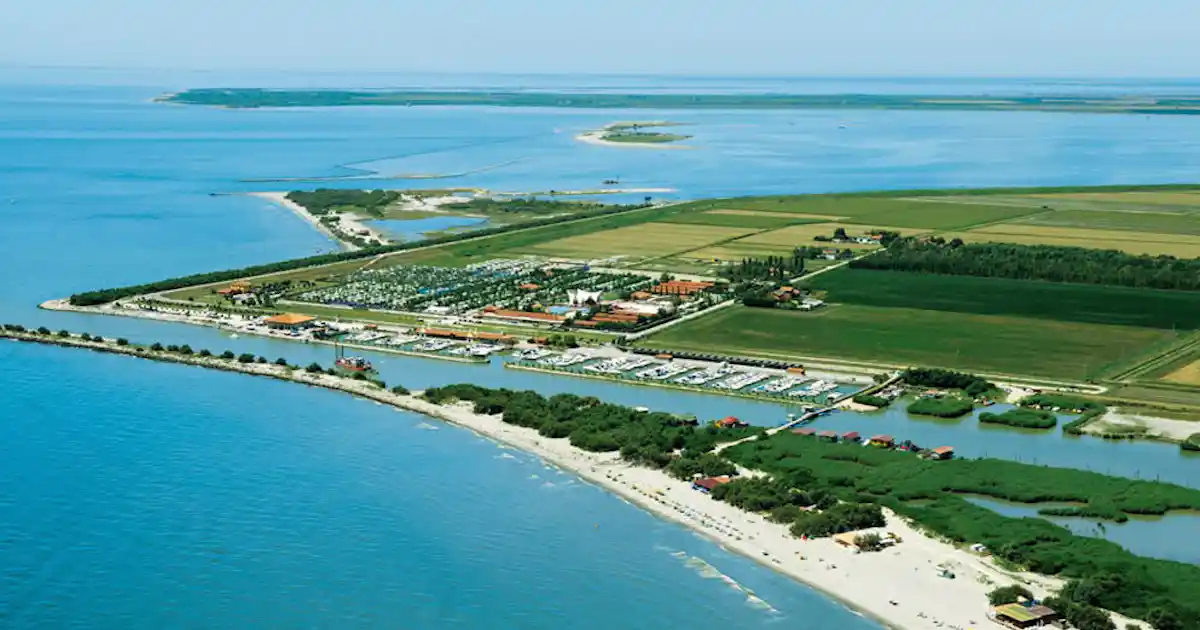 Barricata Holiday Village