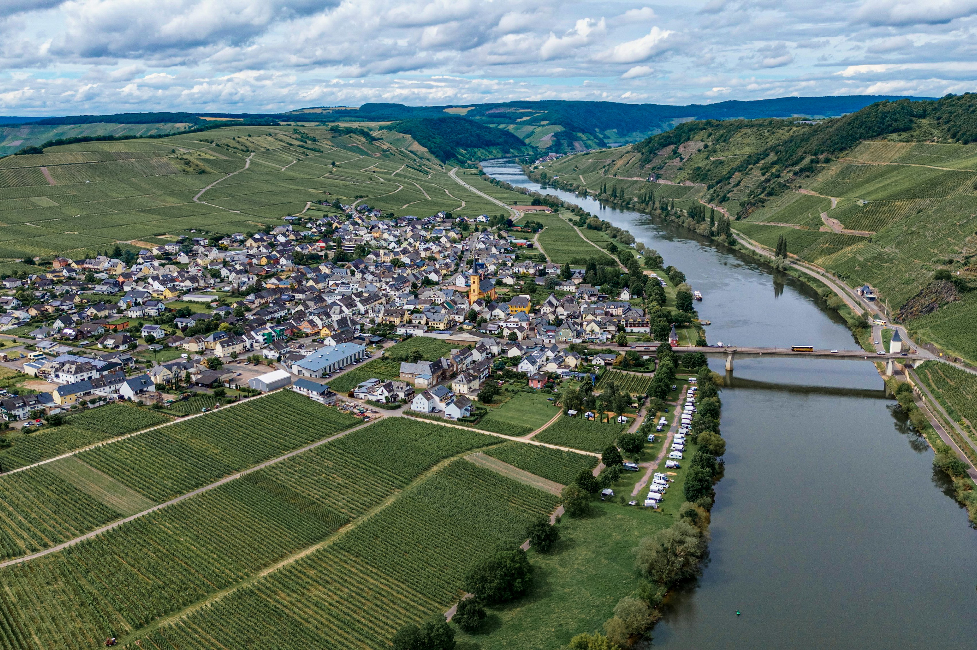 Campingplatz Im Grnen - Camping in Trittenheim, Rheinland-Pfalz | PiNCAMP  by TCS
