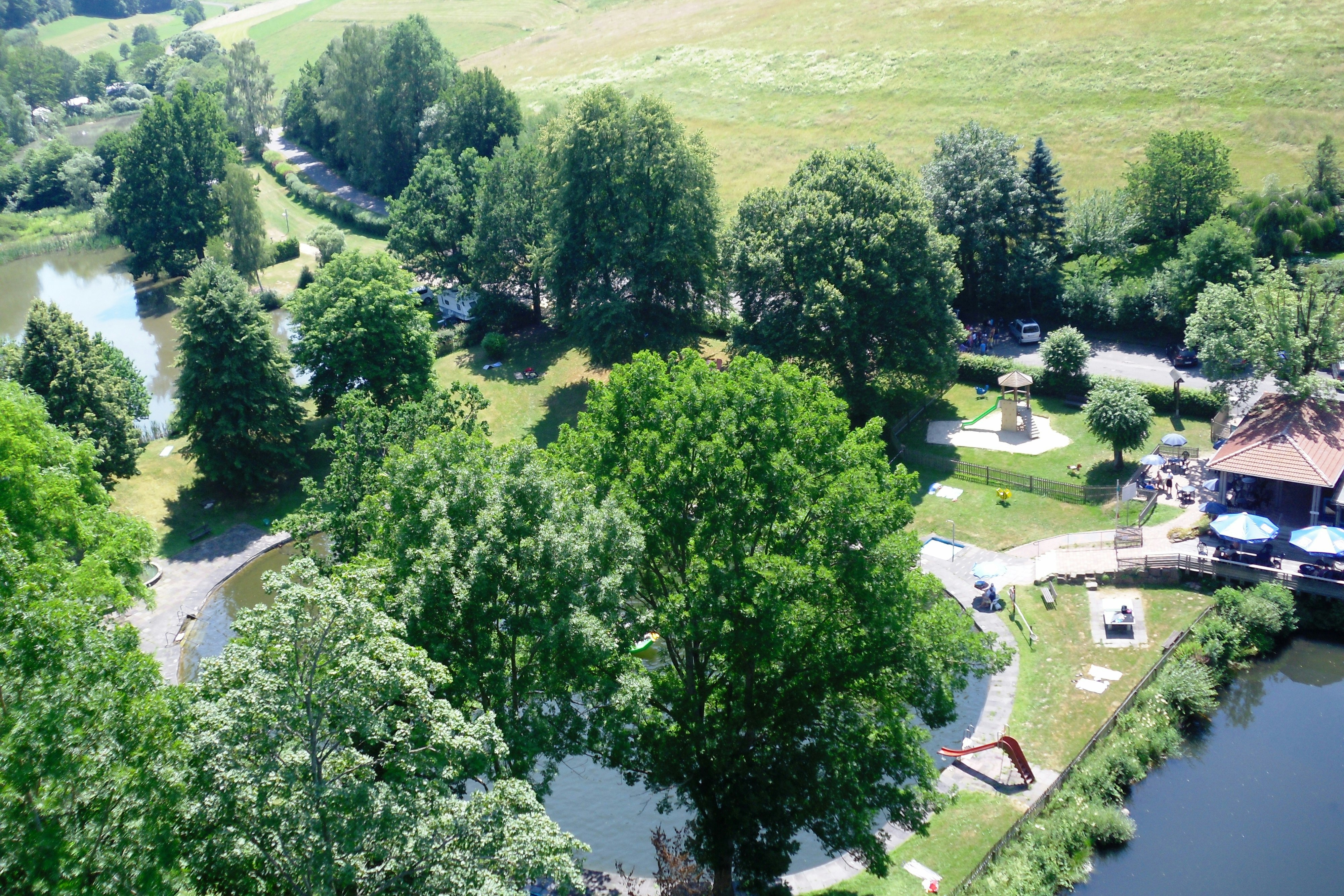Campingplatz & Naturbad Burg Wallenstein