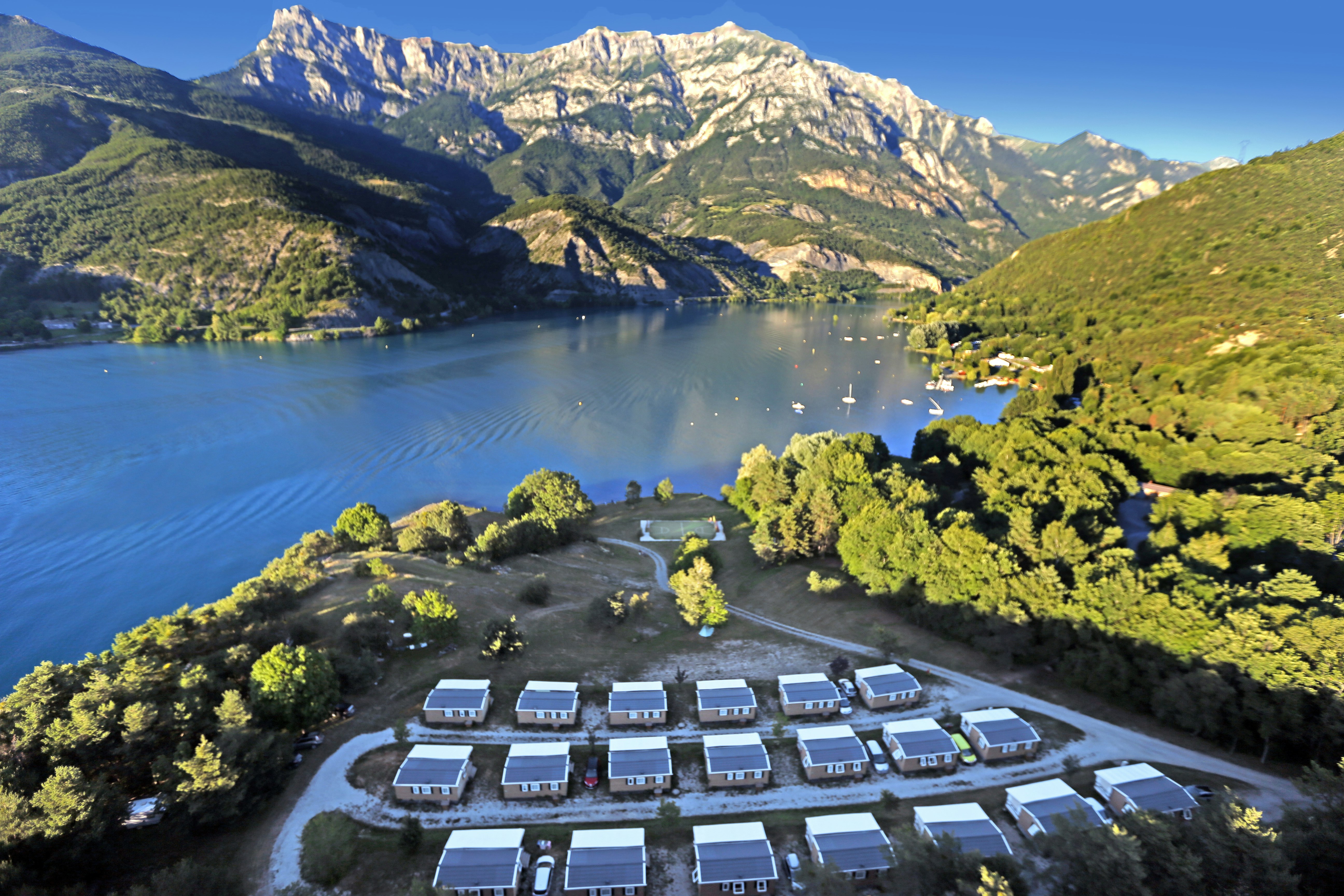 Camping Le Lac - Serre Ponon - Campingplatz (Ubaye-Serre-Ponon) | PiNCAMP  by TCS