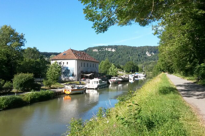 Campingplatz Domaine d'Aucroix (Baume-les-Dames) | PiNCAMP by TCS