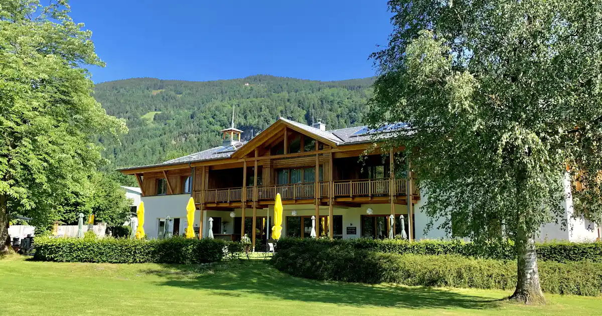 Liegt der See-Areal Steindorf am See?