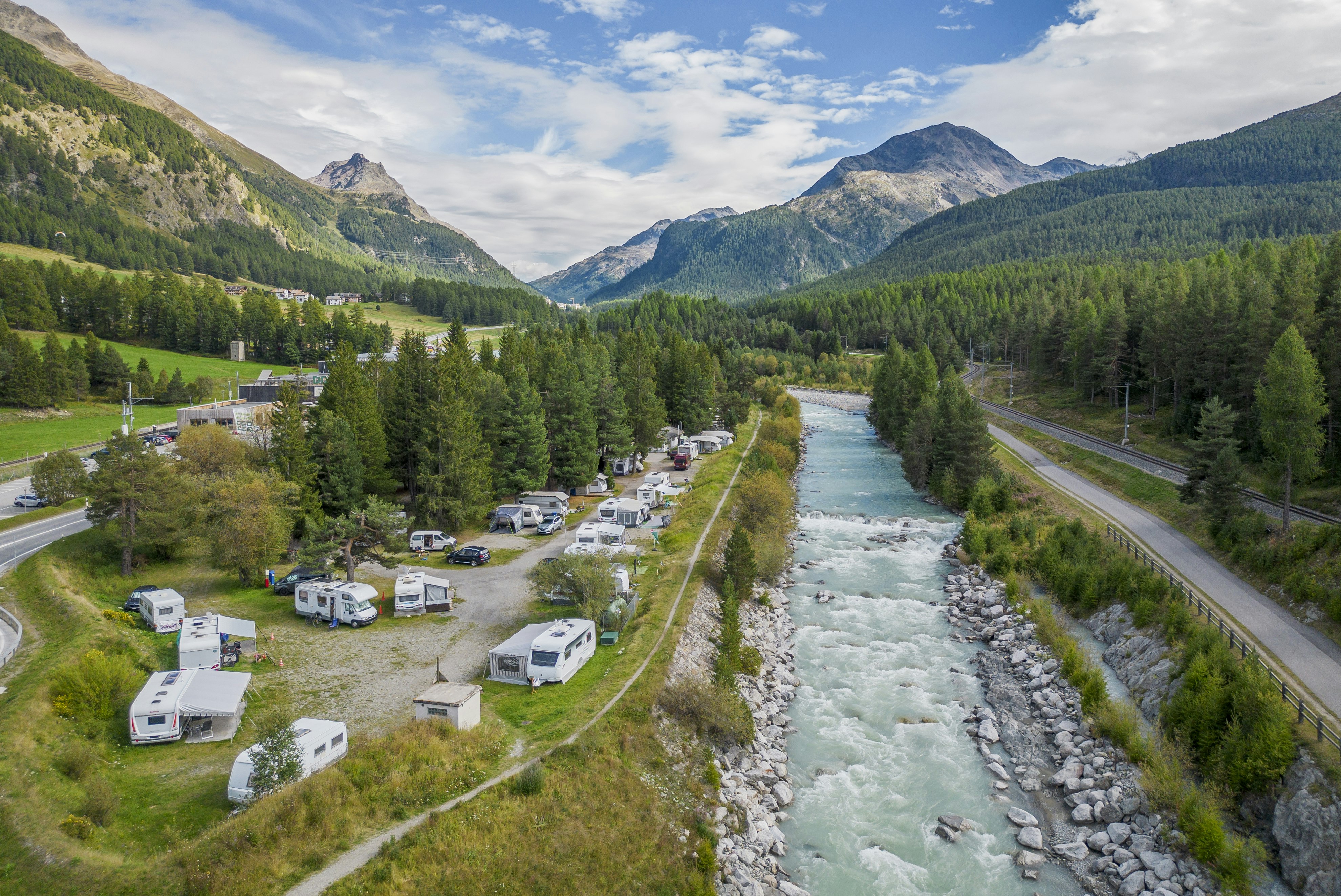 Engadin Camping  Top Campingpltze | PiNCAMP by TCS